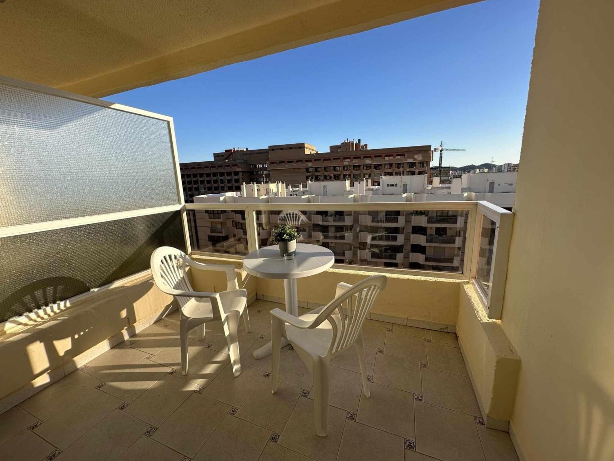 Estudio Pyr Privado Frente Al Puerto De Fuengirola Exterior foto